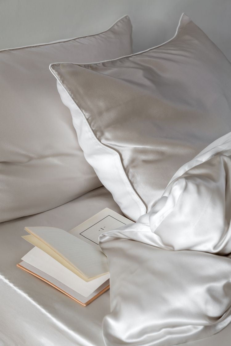 Mulberry Silk Pillowcase with Zipper